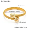 Dettaglio del bracciale in acciaio dorato con dimensioni e ciondoli albero della vita - Stile Albero della Vita Raffinato (Z367 Bracciale Dorato)