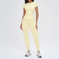 Ensemble de yoga jaune clair sans couture avec haut à manches courtes et legging - S / Haut Et Bas / Manches Courtes + Leggings / Jaune Clair de Lune