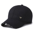 Schwarze Herren-Winter-Basecap mit Ohrenschutz und SPORT-Schriftzug-Detail - Verstellbar / Marineblau
