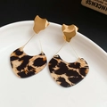 Fashionable leopard print earrings with gold irregular metal studs and acrylic pendants - Gold Brown Half Moon (71)