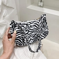 Borsa a spalla con stampa zebrata bianca e nera con chiusura a zip per donna - Zebra Print