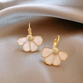 Detail of vintage flower earrings with gold edges and white enamel on grey satin - Pearlescent White Flower Fashion Ear Buckle Style (43#)