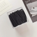 Élastiques à cheveux spiraux noirs pour femmes dans une boîte de rangement carrée claire - 50 Pièces en Boîte / Noir