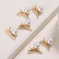Set di 5 eleganti fermagli per capelli in metallo dorato con perle bianche da donna - Set da 6 / Oro