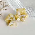 Pinza de lazo en acetato jaspeado amarillo con el logo dorado France Handmade - 4.8cm / Amarillo Lima