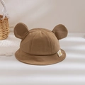 Detailaufnahme brauner Kinder-Fischerhut mit Bärenohren und LUCKY BABY Webetikett - 50-52cm(1-5 Jahre) / Khaki