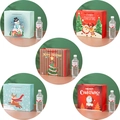 Fünf verschiedene Weihnachtsgeschenktüten mit Motiven neben einer Flasche für den Größenvergleich - Weihnachtsmann / Groß 30*12*27cm