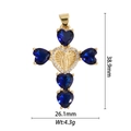 Détail du pendentif croix en cuivre avec pierres cœur bleues et relief Marie - Croix Vierge Marie Cinq Cœurs Bleus