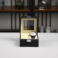 Einzelne schwarze PU-Leder Uhrenbox mit weißen Nähten und Glas-Sichtfenster - 2 Fächer