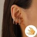 Χρυσό σκουλαρίκι ear cuff με ζιργκόν φορεμένο σε μοντέλο και κοντινή λεπτομέρεια - KC Χρυσό 4746