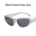 Occhiali da sole sportivi Y2K con montatura argento e lenti grigie stile moderno - Lente in PC / Montatura Argento Lente Grigia