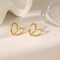 Minimalist heart-shaped gold stud earrings with a hollow design for a modern look - [XKE0205] Twisted Heart Earrings Gold