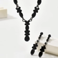 Elegante set di gioielli neri con collana a goccia e orecchini coordinati - Set G311 da 2 Pezzi (Collana + Orecchini) / Nero