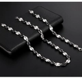 Detalle de la cadena de eslabones de grano de café bicolor plata y negro en cartera - 9mm de Ancho 46cm de Largo / Bicolor Negro