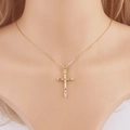 Collana con croce placcata oro 18K in rame con strass multicolori su catenina a O - Stile Croce con Pietre Preziose Multicolore (XL137-1)