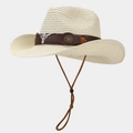 Klassieke stro cowboyhoed met lederen band, metalen schedel en verstelbare kinband - Eén maat / Beige