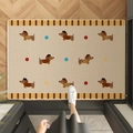 Zerbino con motivo bassotto e retro in TPR posizionato su pavimento in legno - 40*60cm / Festa dei Cani Carini