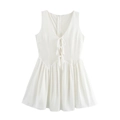 Abito corto bianco senza maniche con scollo a V, fiocchi decorativi e bordo a pieghe - S / Bianco
