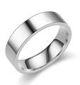 Macro shot of polished stainless steel minimalist ring with a reflective silver finish - Size 6 / 6mm / Silver