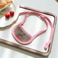 Bandana de Noël pour chien en laine d'agneau marron avec broderie renne et liens à carreaux - S / Bavoir de Noël - Café