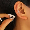 Manchette d'oreille nœud infini argentée avec clip géométrique minimaliste sans perçage - Style Symbole Infini (8594)