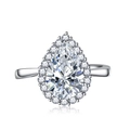 Anello con gemma chiara a goccia e alone di piccoli diamanti rotondi montati in argento - Aperto Regolabile / Zircone Bianco