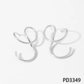 Pendientes plateados de líneas irregulares con diseño de cinta metálica abstracta - Plata (PD3349)
