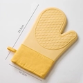 Yellow silicone oven mitt with anti-slip texture and quilted fabric cuff, size 29.5x14.5cm - Light Yellow