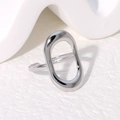 Anillo rectangular geométrico hueco de acero inoxidable plateado para mujer - Color Acero