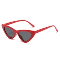 Gafas de sol retro de ojo de gato con montura roja brillante y lentes gris oscuro - Marco Rojo Lente Negro Gris