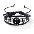 Bracciale classico in pelle nera intrecciata con ciondolo lettera C e perline di metallo - Lettera-C