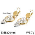 Pendientes de acero de titanio con perla de concha y colgante de hoja elegante - Estilo de Hoja de Color Oro y Acero (KE87671-KFC)