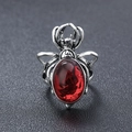 Anello ragno punk gotico con gemma rossa ovale con finitura in argento antico - Aperto Regolabile / Rosso