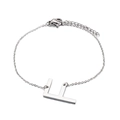 Bracciale in acciaio inossidabile argento con ciondolo a lettera astratta e chiusura a moschettone - Stile Lettera F (KB116144-K)
