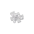 Détail du pendentif papillon argenté serti de pierres précieuses étincelantes de taille poire - Papillon en Zircone VD1580 / Or blanc
