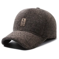 Herren Winter Schirmmütze aus dunkelbraunem Tweed mit stilvollem Leder-Logo-Patch - Verstellbar / Kaffeebraun