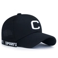 Berretto da baseball nero con ricamo C bianco e lungo cinturino sportivo - Nero