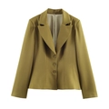 Elegante getailleerde legergroene damesblazer met klassieke revers en een sluiting met drie knopen - XS / Olijfgroen