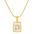 Collar de cadena de serpiente dorada con colgante rectangular de nácar y letra D de oro - Letra D / Dorado