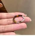 Retro elastische ring met tijgeroog steen en zilveren kralen in vintage esthetiek - Zilver Bruin Gesplitste Kralenring