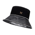 Eleganter schwarzer Fischerhut aus Samt mit Netzbrille und Strass-M-Logo - M (56-58cm) / Schwarz M Logo Stil