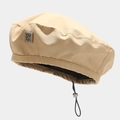 Détail du béret beige avec plaque métal KK et cordon de serrage réglable pour ajustement - M (56-58cm) / Kaki