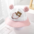 Dettaglio cappello sole neonato con rete traspirante, orecchie di orso e ricamo mela - 50cm (1-3 anni) / Rosa
