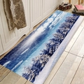 Dettaglio del tappeto rettangolare in flanella foresta innevata su pavimento in legno - 40x60cm / Stile 3-Fredda Foresta di Conifere Innevata