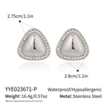 Dimensiones detalladas de los pendientes triangulares geométricos con acabado plateado y strass - Estilo de Diamantes de Imitación de Triángulo Plateado(YYE023671-P)