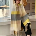 Couleurs De La Climatisation : Blanc Cassé Et Jaune / 250cm
