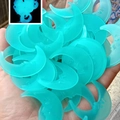 Luminous turquoise crescent moon star stickers glowing in dark for room decoration - Small Moon/2 Pieces Pack / 4cm/Glow / Blue