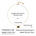 Detailansicht einer Gold-Edelstahlkette mit schwarzem Emaille-Anhänger und Größenangaben - Gold Schwarz (YYN025011-GB)