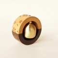 Sonnette ronde en bois minimaliste avec gravure florale et carillon en laiton - 6*6*4cm / Color Block