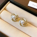 Orecchini a fiore dorati con perla centrale e petali in smalto bianco elegante - 5# Perno in Argento Smalto Strass Fiore Perla